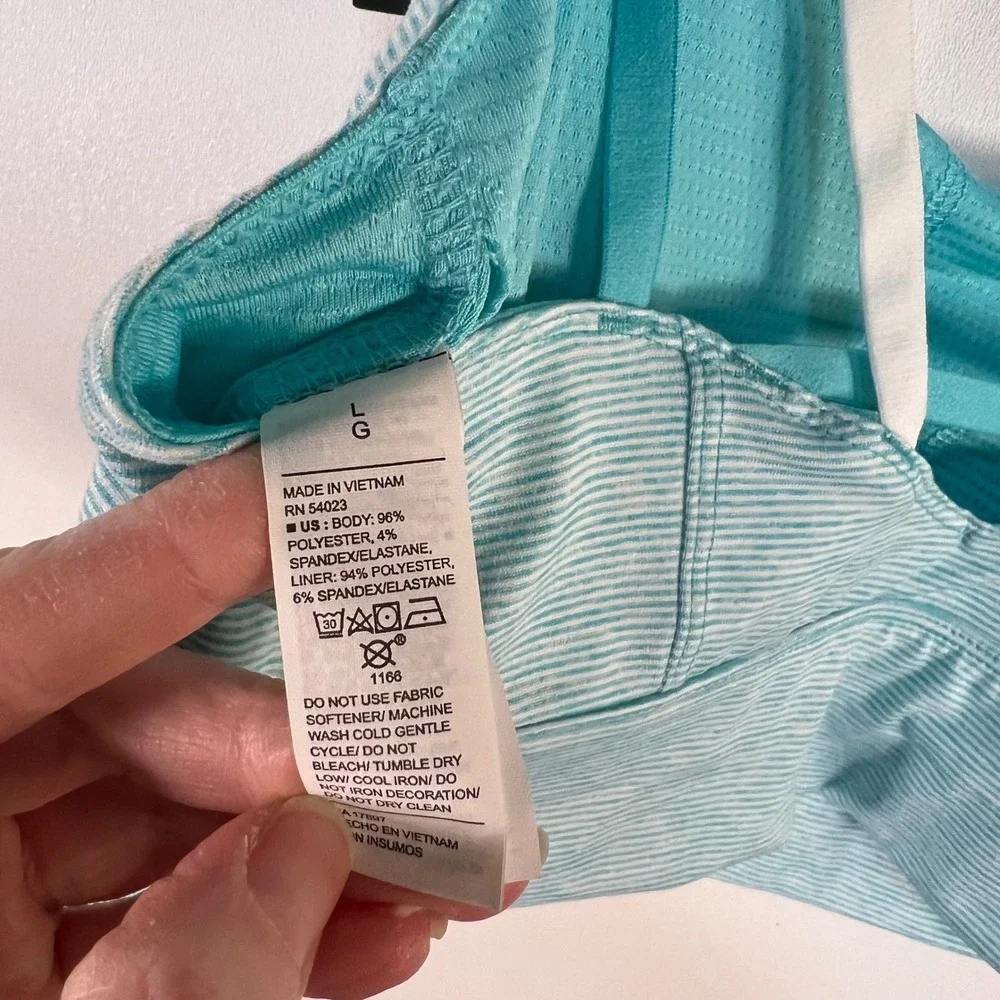 Old Navy making mesh